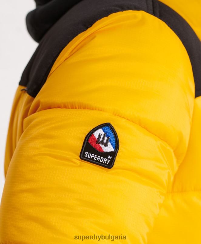 Superdry облекло N00H4510 жълто мъже кодово яке
