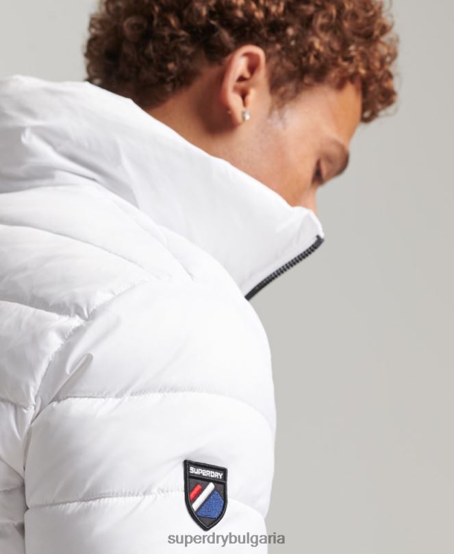 Superdry облекло N00H4695 бяло мъже яке с класическо лого