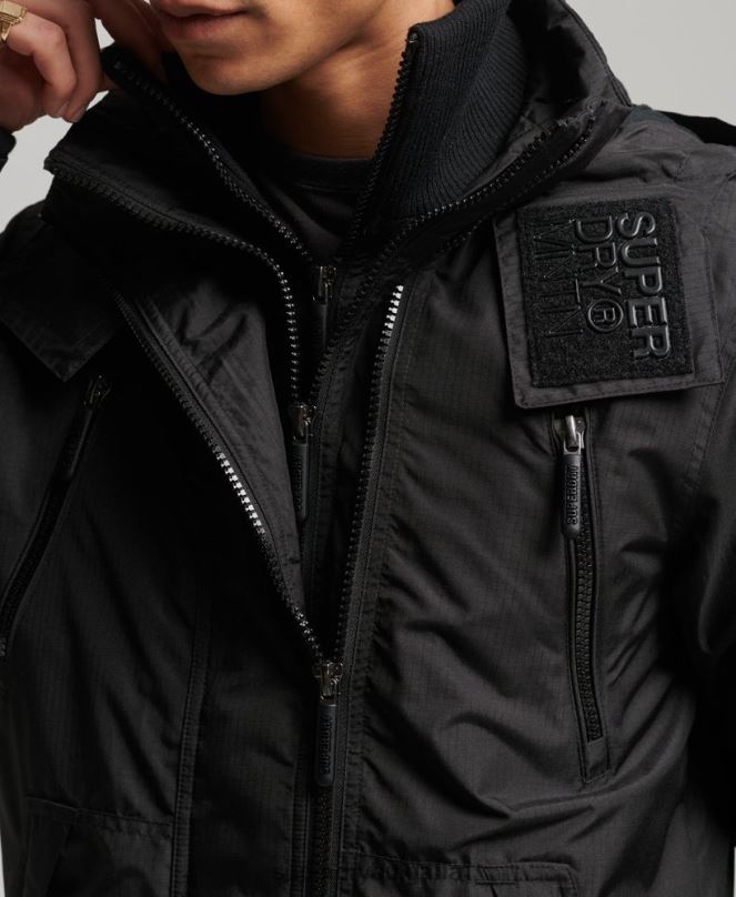 Superdry облекло N00H924 черен мъже горско яке с ветровка