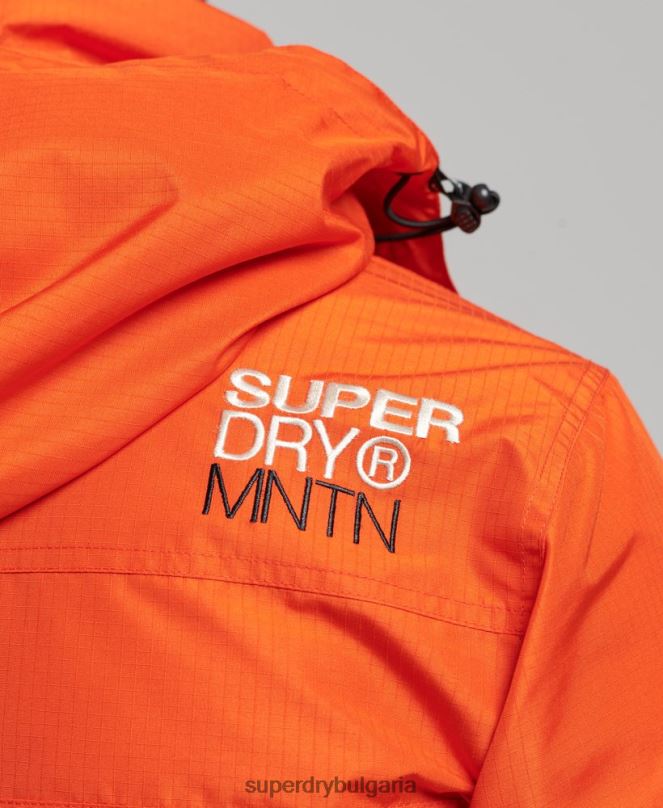 Superdry облекло N00H944 оранжево мъже горско яке с ветровка