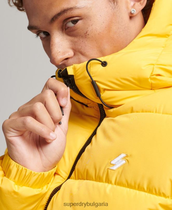 Superdry облекло N00H960 жълто мъже спортно пухено яке с качулка