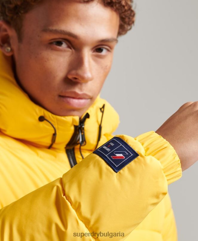 Superdry облекло N00H960 жълто мъже спортно пухено яке с качулка